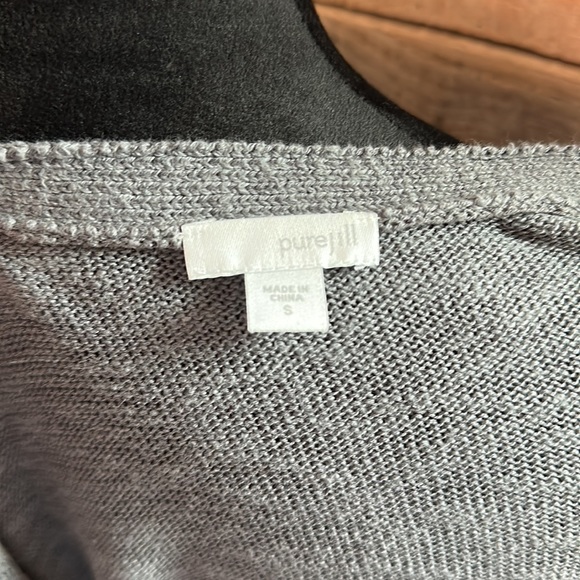 J. Jill Women’s Oversized, Gray Cardigan with Pockets - Picture 3 of 3